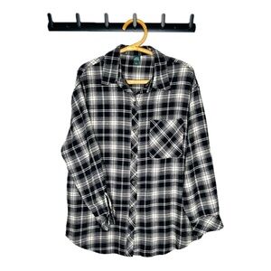 NWOT Wild Fable Plaid Button Down Shirt